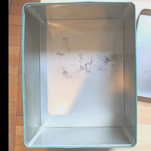 Vintage tin Easter basket bread box box Decor - Picture 12 of 16